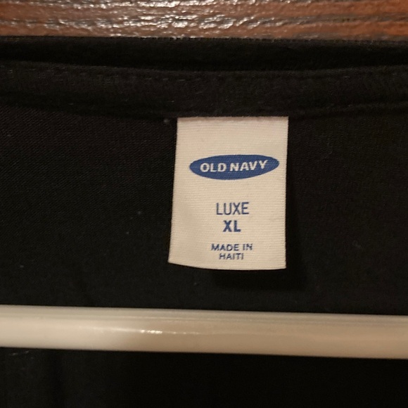 Old Navy Black Short Sleeve Tee - Picture 2 of 4